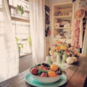 Meet your Posher, Lorine